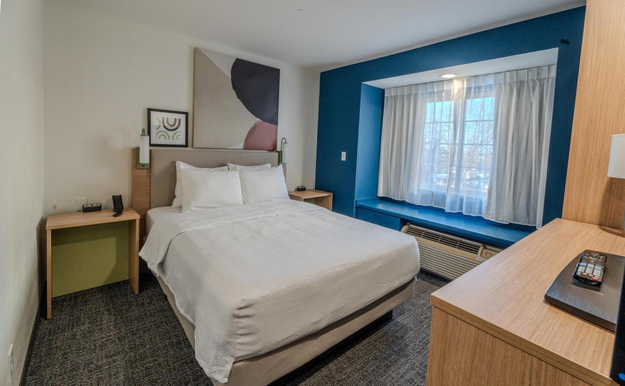Spark By Hilton Sterling Dulles Airport Exterior photo