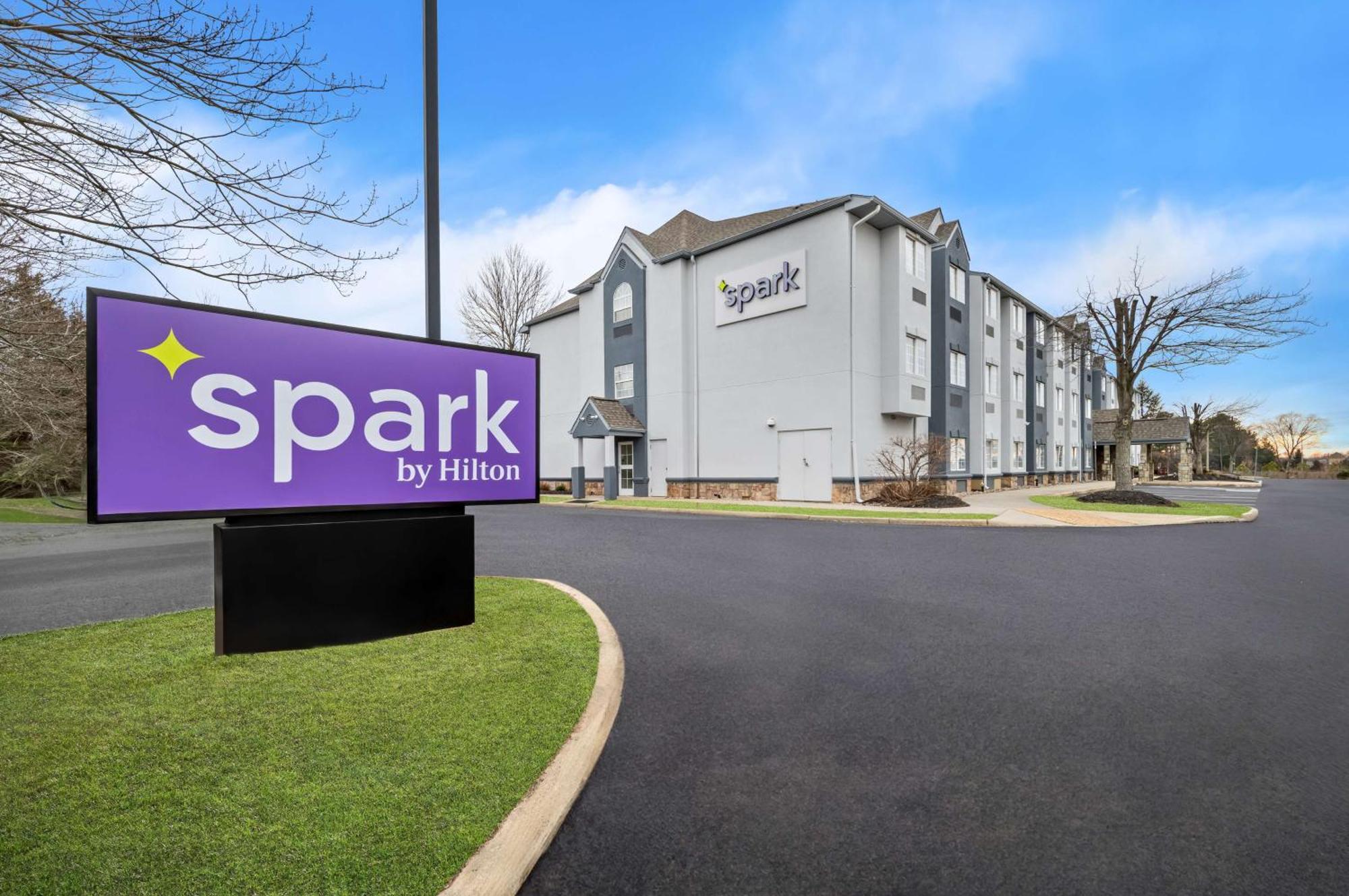 Spark By Hilton Sterling Dulles Airport Exterior photo